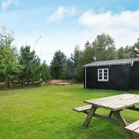 Two-bedroom Holiday In 4 Jerup