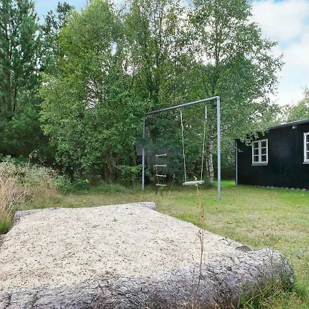 Ferienhaus Two-bedroom Holiday In 4